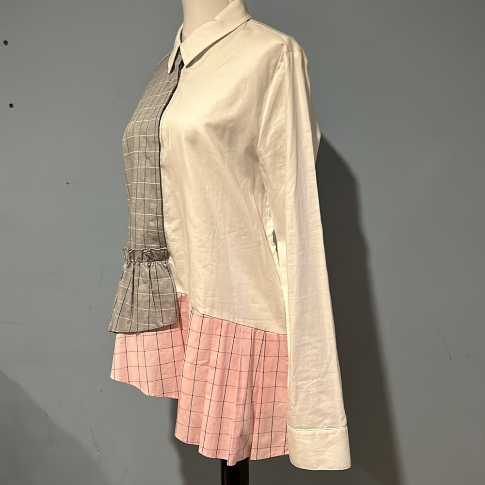 Scripted Asymmetrical 3/4 Button Down Pull Over B… - image 2